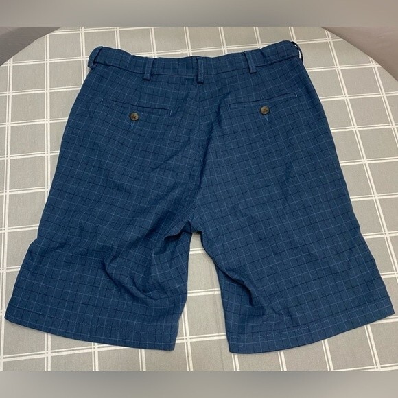Haggar Cool 18 Pro Men’s Size 32 Expandable Waist Navy Plaid Performance Shorts - Picture 7 of 10